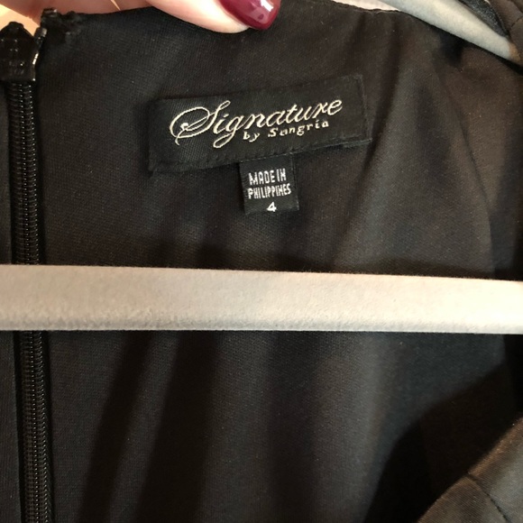 Pinup Signature Dress - Picture 3 of 7